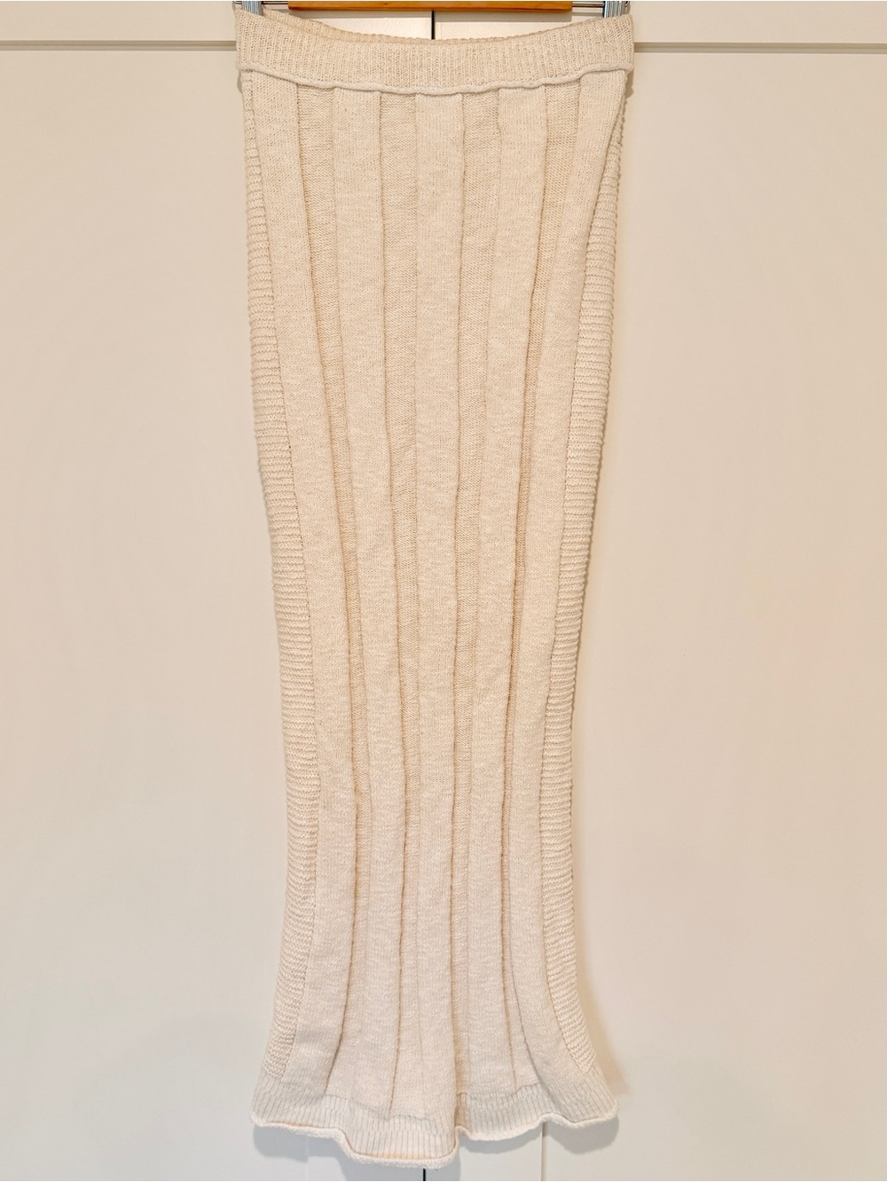 Jonathan Simkhai cream Knit Ribbed pull on Midi Skirt with back vent small